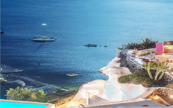 Hacienda White Typical Floor 3-Bedroom